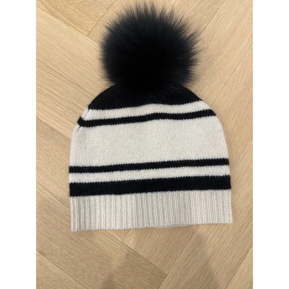 360 Etc.	FEMME Beige and Black Beanie with  Fur PomPom - Picture 7 of 9